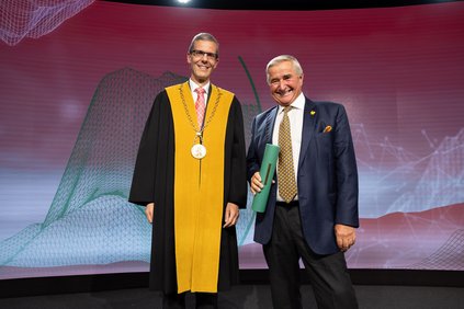 Universität St.Gallen legt Grundstein für Zukunftsfonds