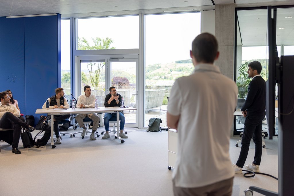 HSG spin-offs defy economic crises