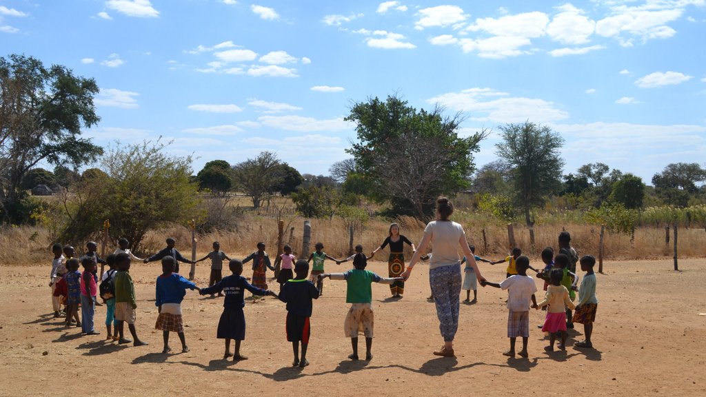 Mit P.I.E.C.E.S. in Sambia: Unterwegs im Auftrag der Bildung