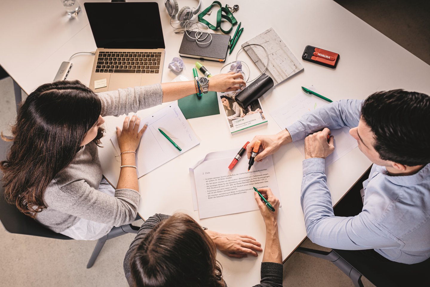 Studierende am Arbeiten