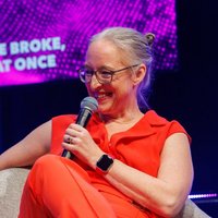 Tom Suarez und Bettina Hein am START Summit 2025