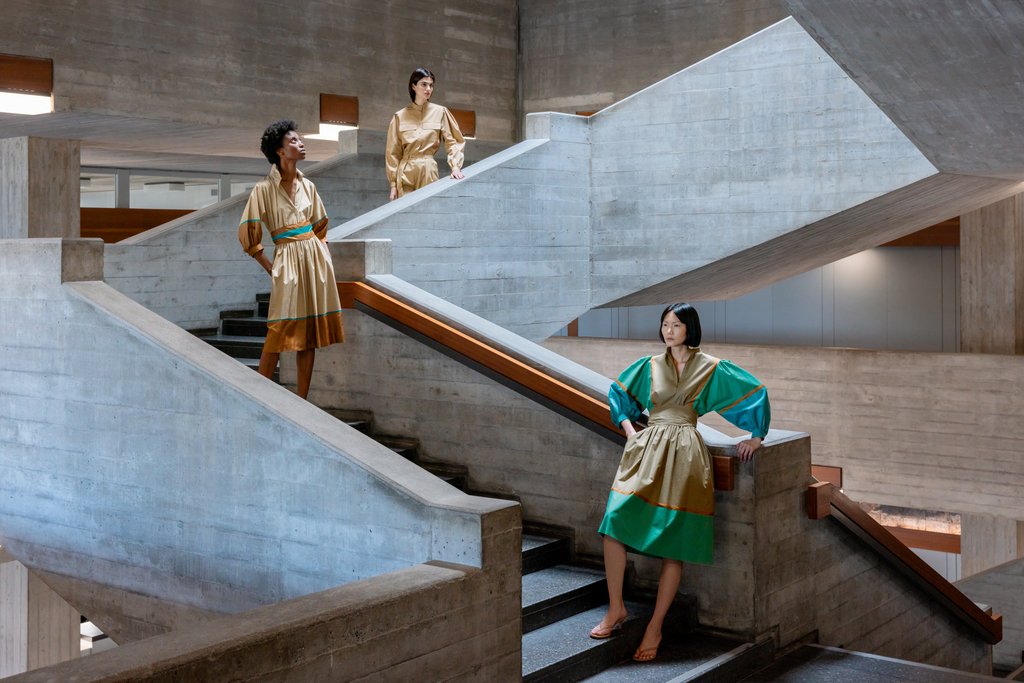 Fotoausstellung «100 years Akris – 125 years University of St.Gallen» | unisg.ch