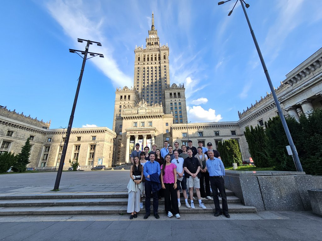 Polen zwischen Europa und nationalem Selbstbewusstsein – Einblicke aus einer Studienreise Polen zwischen Europa und nationalem Selbstbewusstsein – Einblicke aus einer Studienreise