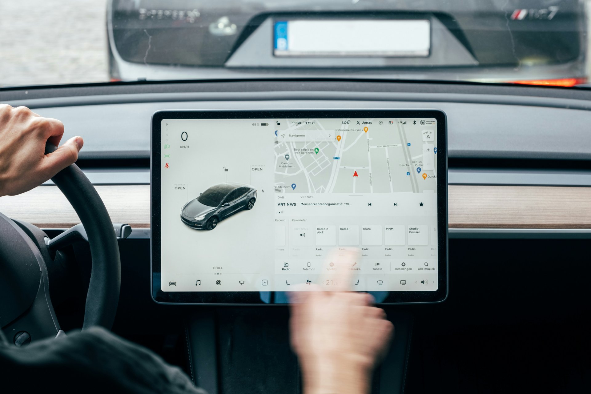 NEWS: How Tesla redefined electric mobility | unisg.ch