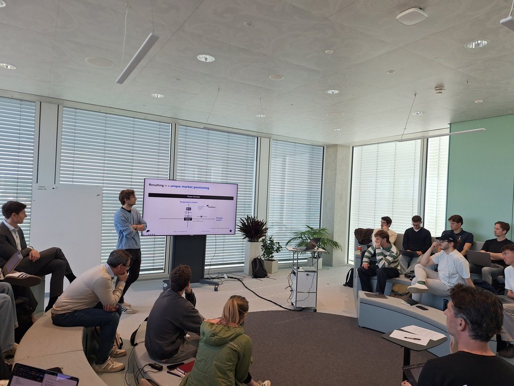 Studierende werden in HSG-Kurs zu Startup-Investoren