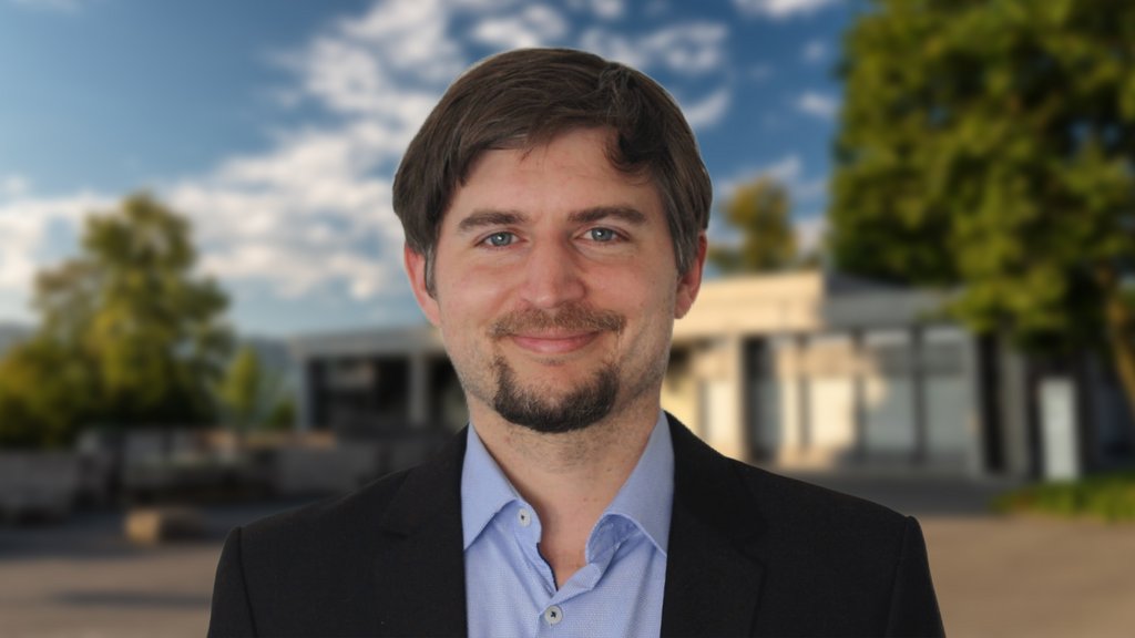 Berufung: Dennis Fehrenbacher