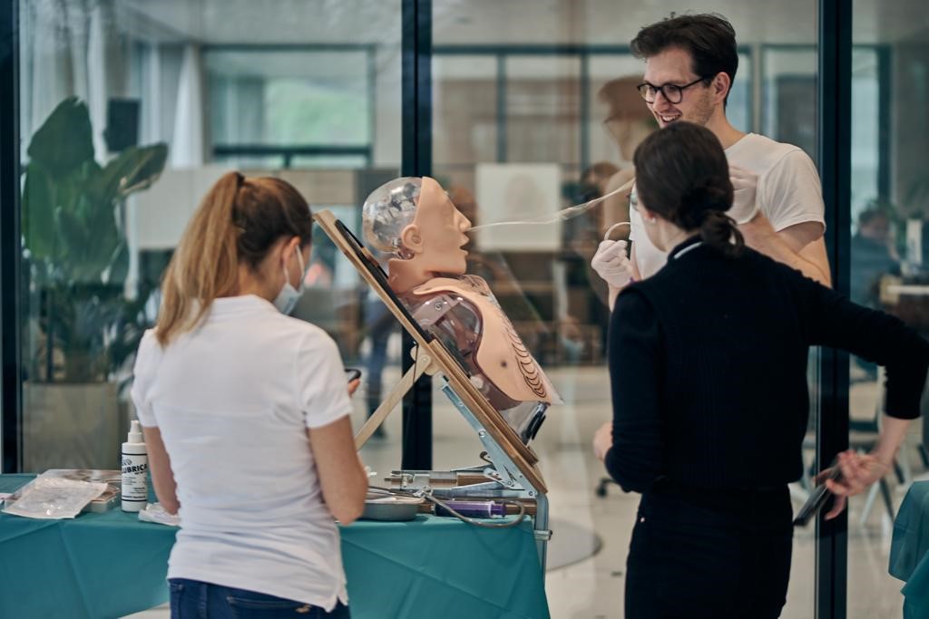 Accreditation of the study program in human medicine at the Universities of St.Gallen and Zurich